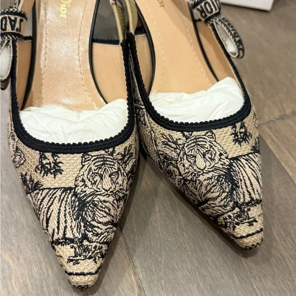 Dior J'adior Canvas Slingback Pump, toile de jouy, Black and Halzelnut size 38 - Picture 6 of 13